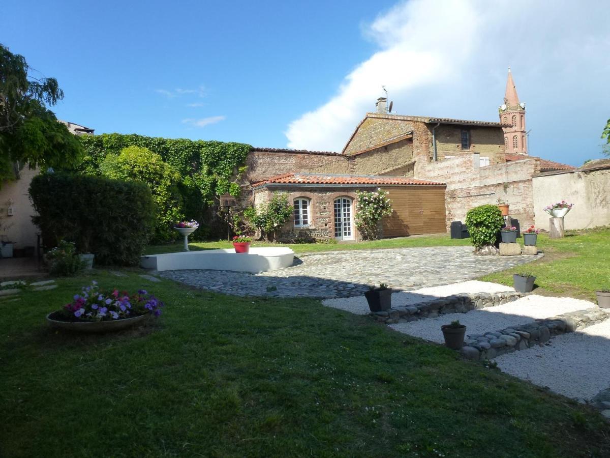 Logis Hotel L'Arche De Noe Екстериор снимка
